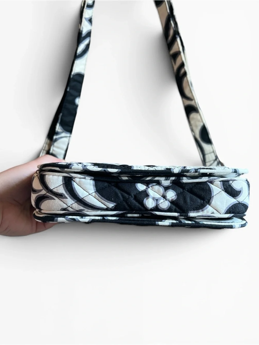 Vera Bradley brand vera
